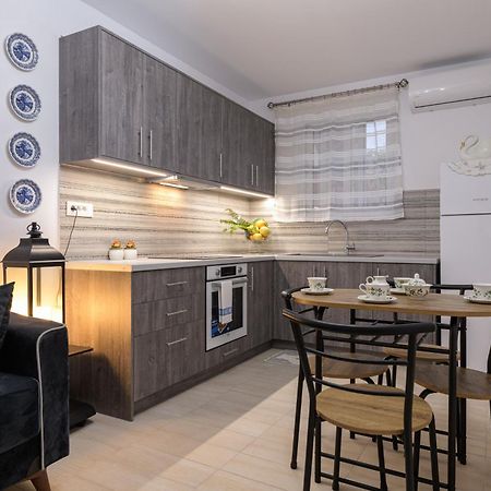 Arazzo Apartments Vasilikí Exteriör bild